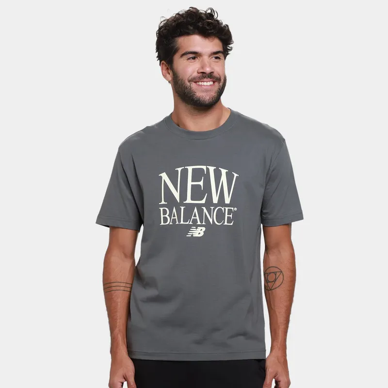 Camiseta New Balance Reimagined Graphic Masculina