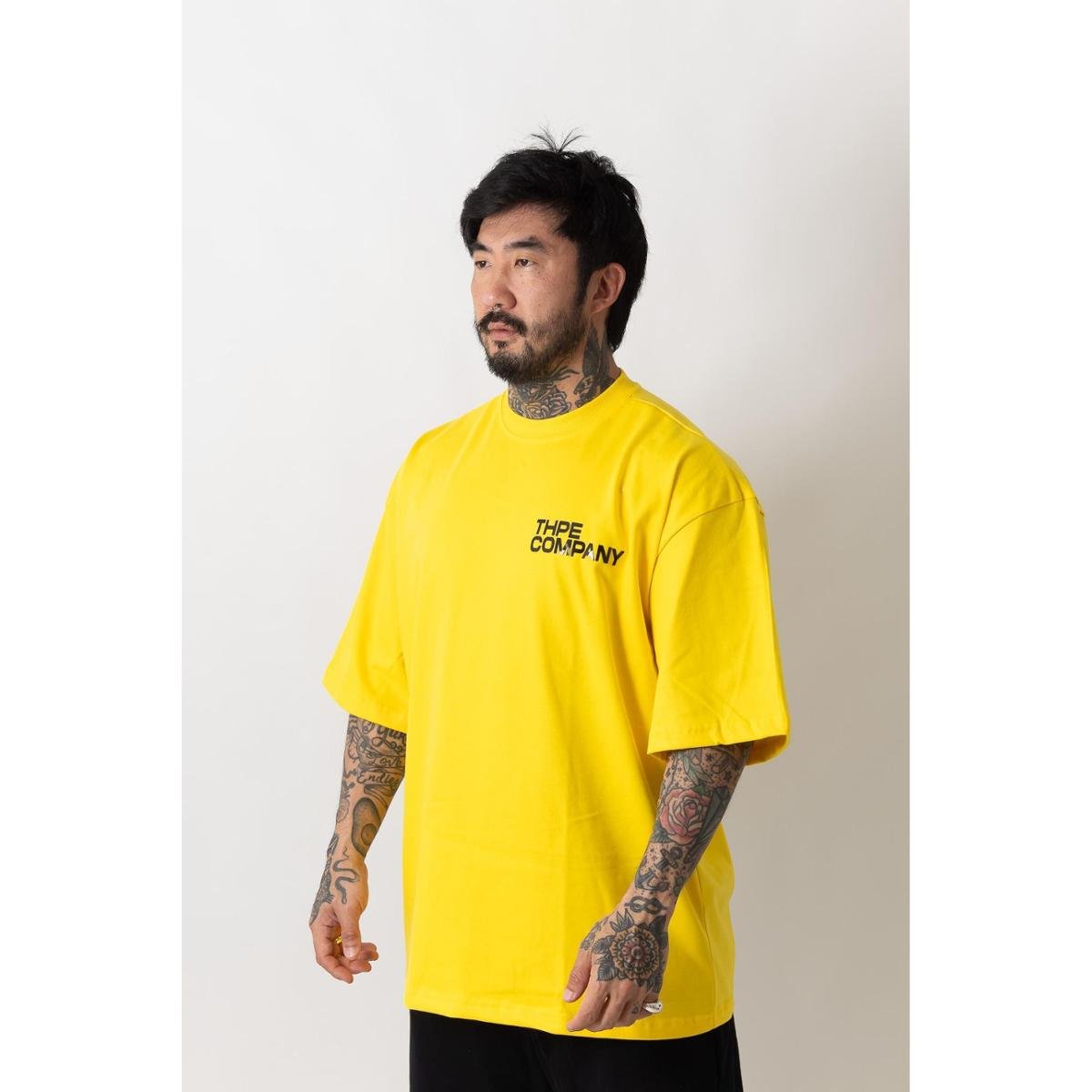 Camiseta Oversized Gola Alta Company Amarelo