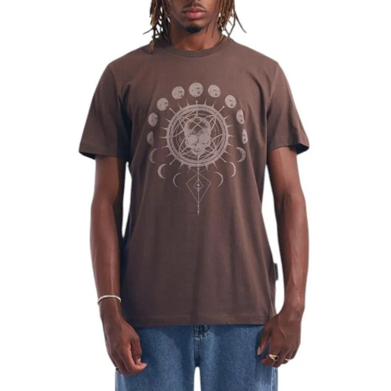 Camiseta MCD Moon Marrom Ruina