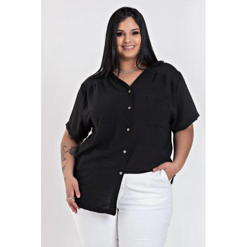 Camisa Feminina Plus Size Manga Curta Com Fechamento de Botões Tecido Modelo Confort - Serena