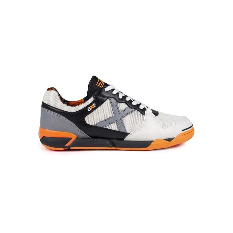 Chuteira Munich Futsal One 67 Branco/Preto