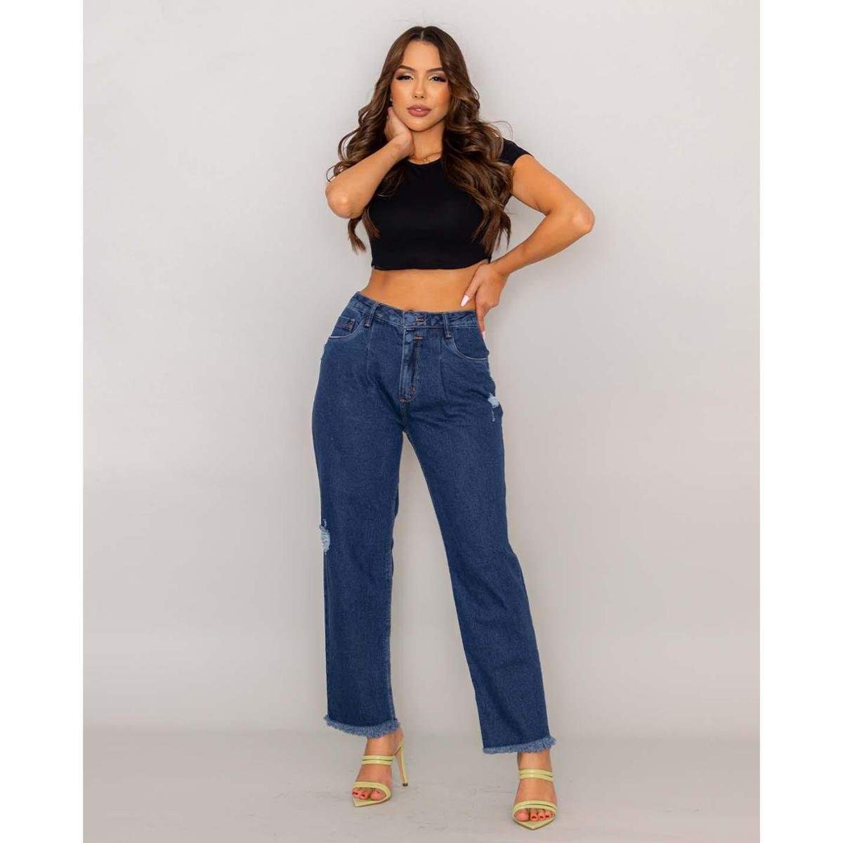 CALÇA JEANS FEMININA SLOUCHY RASGADA COM BARRA DESFIADA