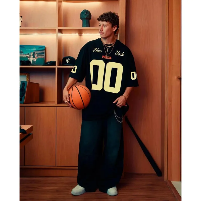 Camiseta futebol americano oversized streetwear preta