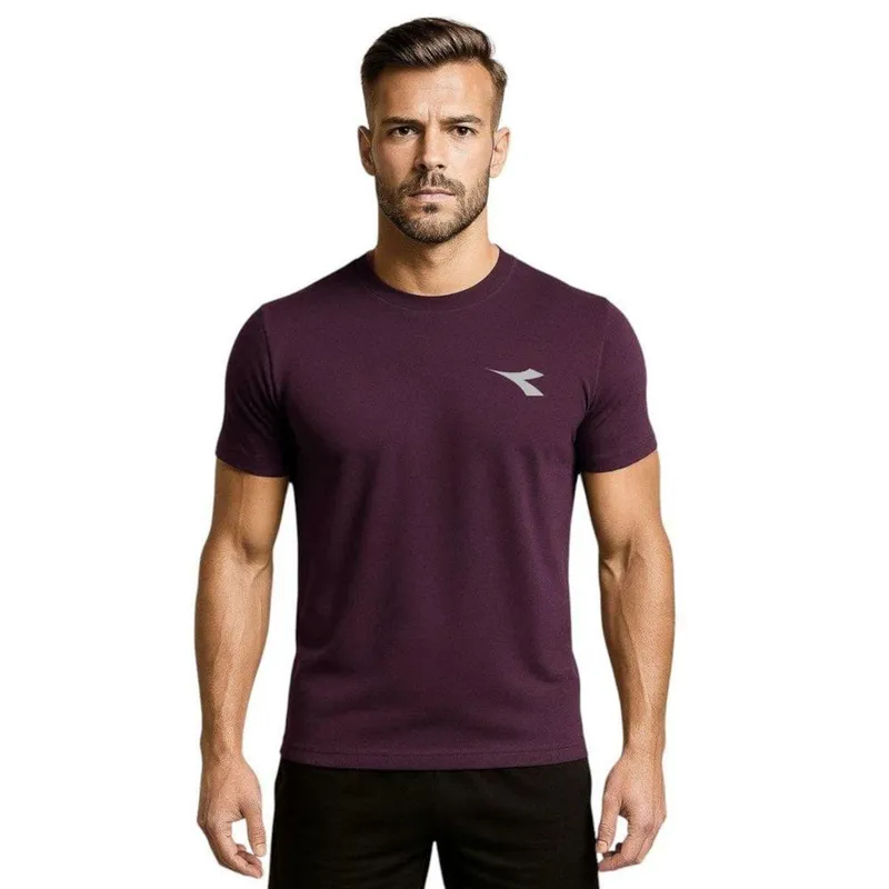 Camiseta Diadora Small Logo Masculina - Bordô GG