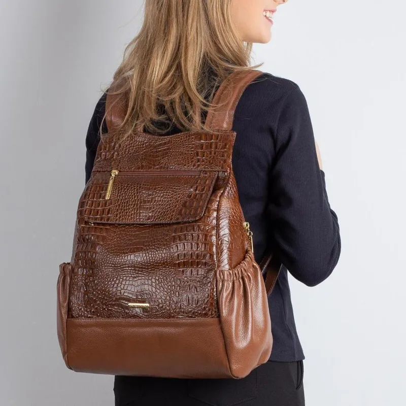 Mochila antifurto de couro croco feminina Suelen