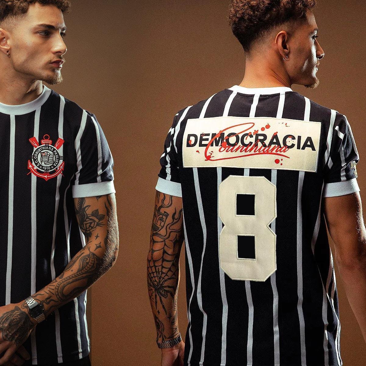 Camisa Corinthians Retrô Democracia Sócrates 1982 Nº 8 Masculina