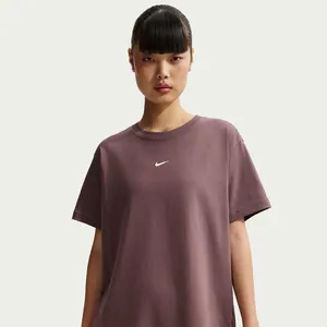 Camiseta Nike Sportswear Classic Feminina
