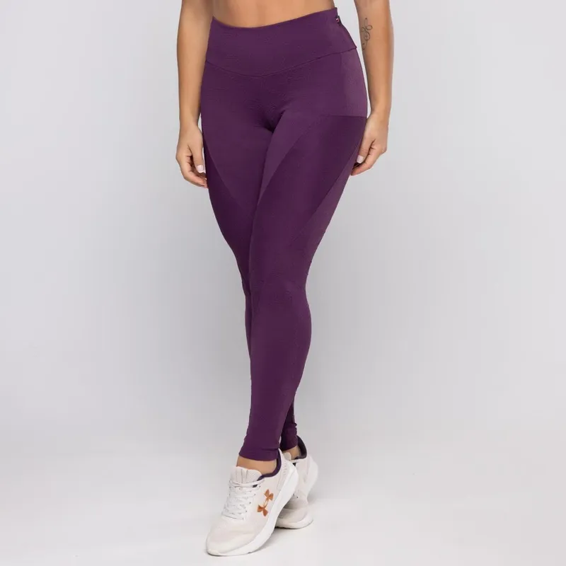 Legging Fitness Feminina Poliamida Textura Recortes Cintura Alta