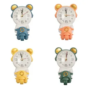 Relógio Mesa Urso Scooter Sortido Alarme 1 Pilha AA (Não Inclusa) ABS 9,3x9x14,5cm Ref. LM4322 - HoneyHome