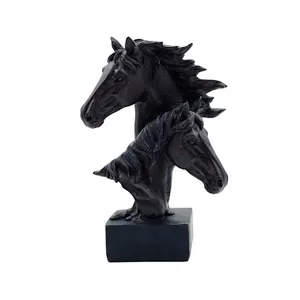 Estatueta Cabeça de Cavalo Resina Preto C592551 - Brascontinental
