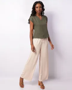Calça Feminina Berry & Co. Acetinada com Cordão Bege M