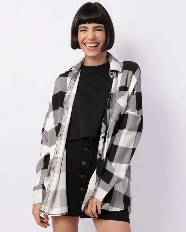 Camisa Feminina Viscose Berry & Co. Oversized Xadrez Preta G