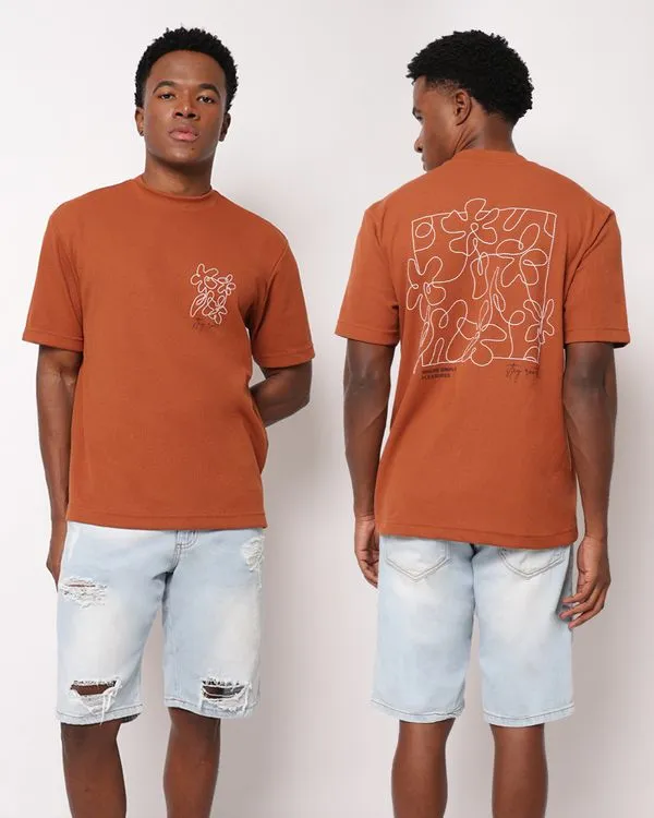 Camiseta Masculina Oversized Texturizada com Estampa Terracota M