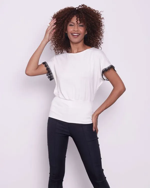 Blusa Feminina Manga Curta Com Renda Guipir Off White M