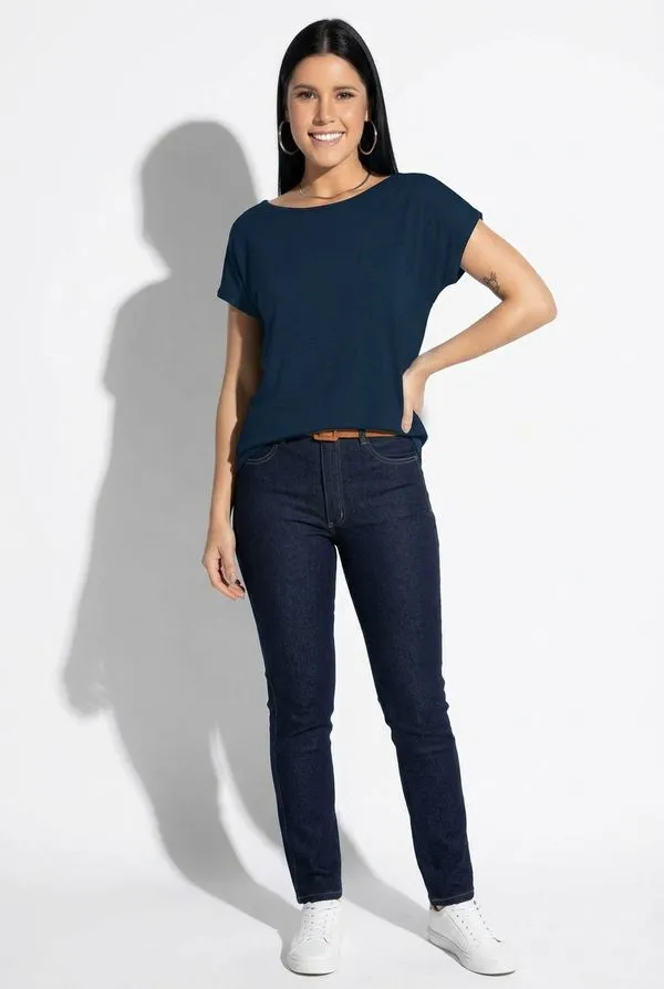 Blusa em Malha De Viscose com Decote Canoa E Manga Curta Preta XXG