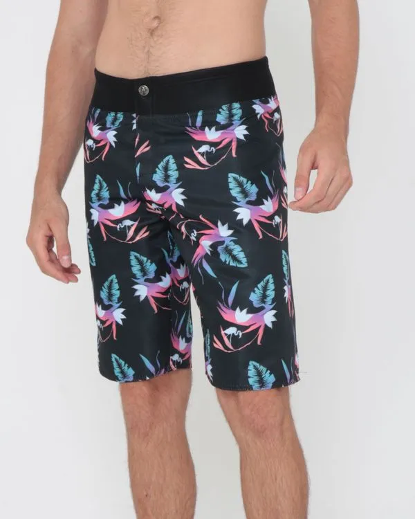Bermuda Masculina Surf Estampa Flamingo Preto 42
