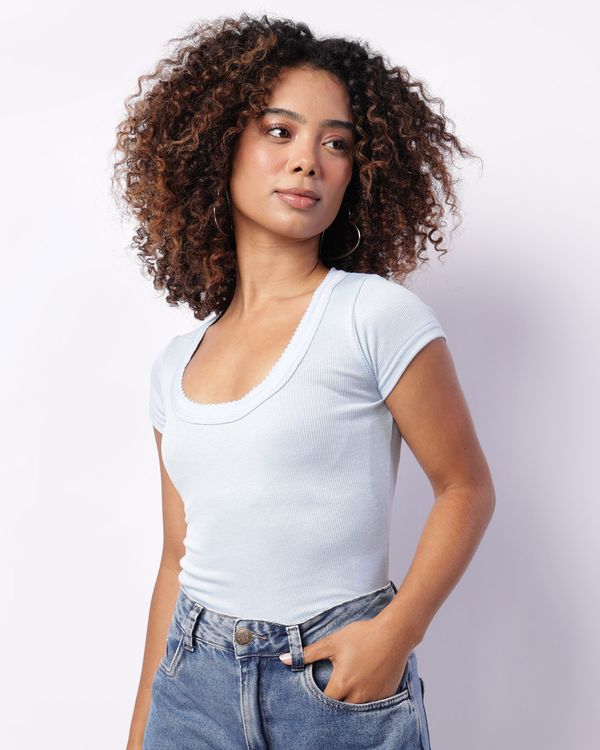 Blusa Feminina Manga Curta Canelada Detalhe Decote Azul GG
