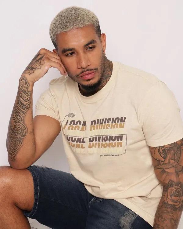 Camiseta Masculina Algodão Estampa Frontal Manga Curta Bege P
