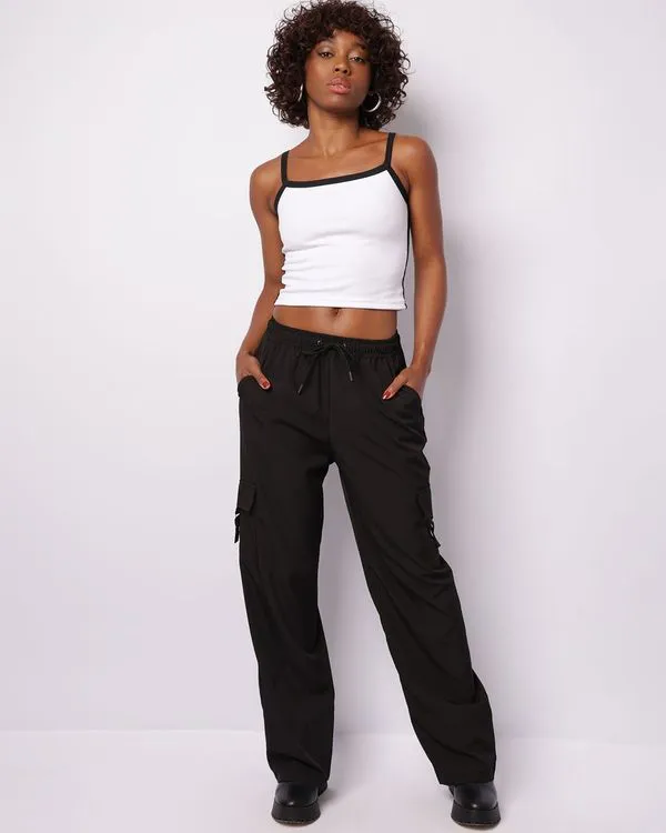Calça Feminina Wide Leg Crepe Cargo Preta GG