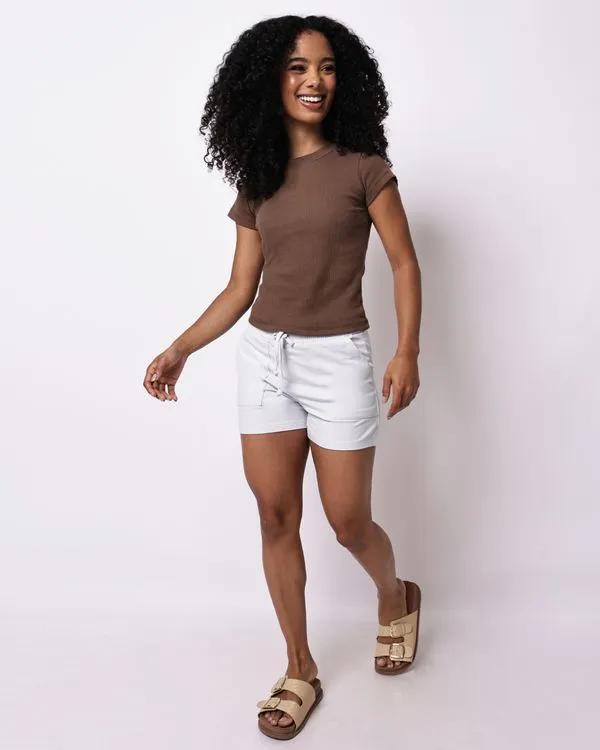 Short Feminino Curto com Bolsos Carpinteiro Branco G