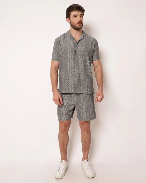 Bermuda Masculina Texturizada com Bolsos Preta GG