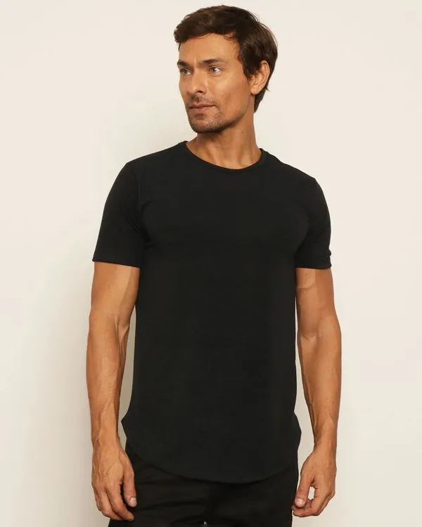 Camiseta Masculina Long Line Básica Manga Curta Preta GG