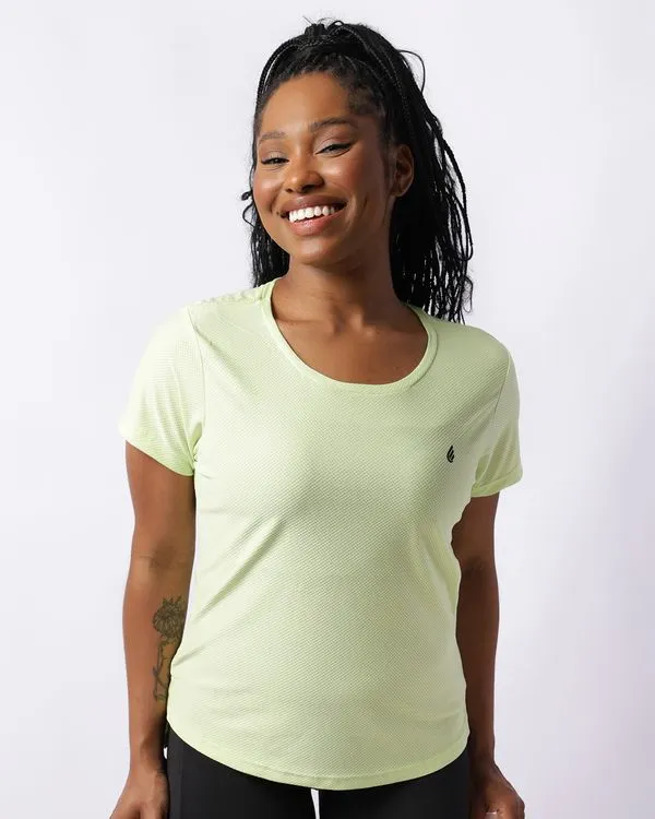 Blusa Fitness Feminina Barra Alongada Manga Curta Verde M