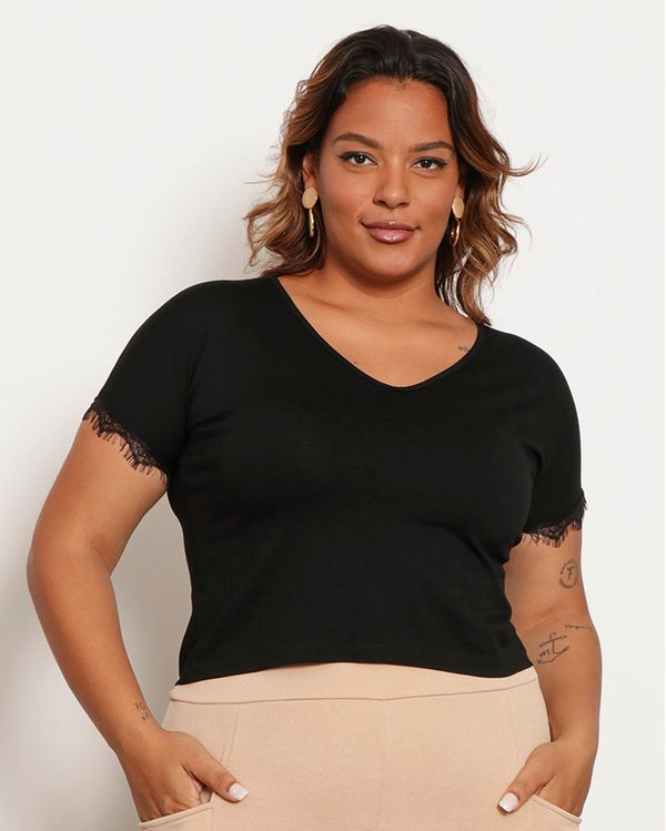 Blusa Feminina Viscose com Renda Manga Curta Gola V Preta M