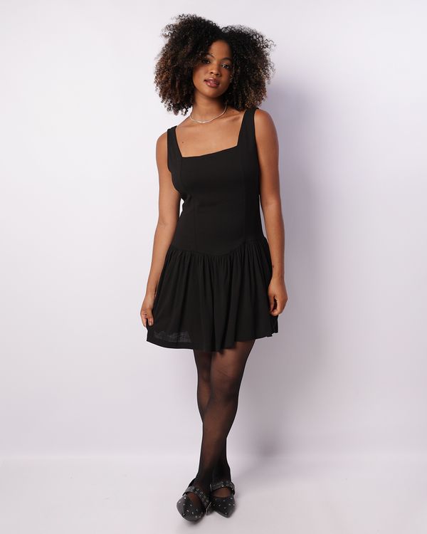 Vestido Feminino Curto Viscose Com Babado Zíper Preto PP