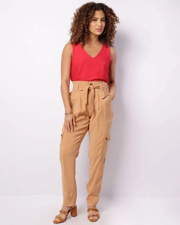 Calça Feminina Berry & Co. Reta Bolso Cargo Viscose Bege M