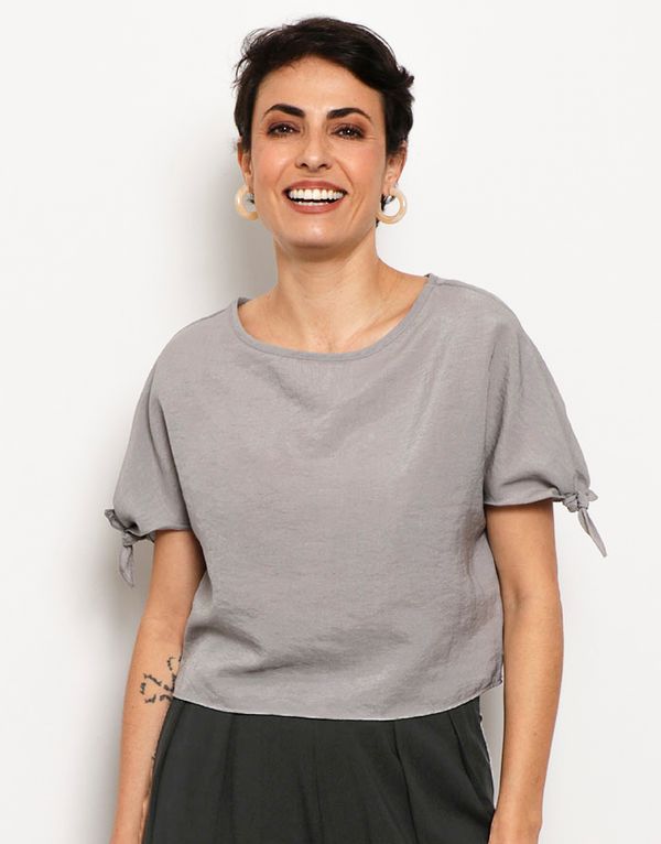 Blusa Feminina Cropped Manga com Amarração Cinza M