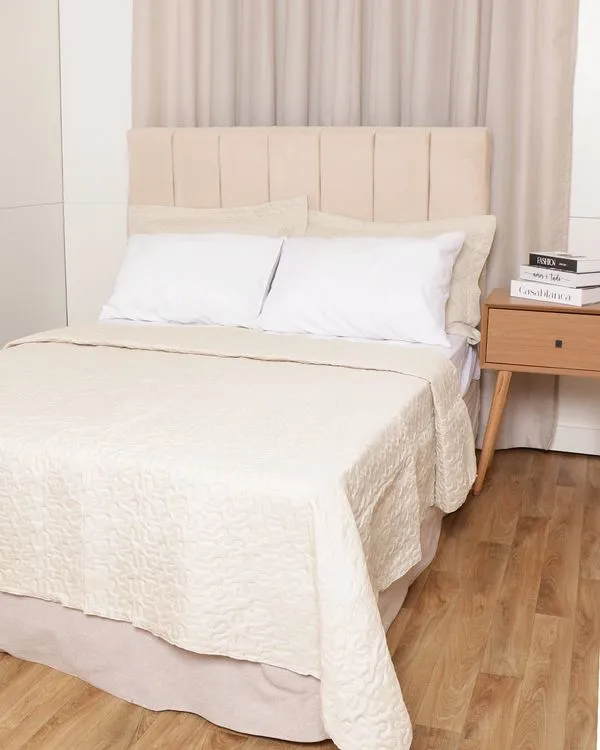 ​Colcha Casal Arte & Cazza Matelassê Com Viés Bege UN