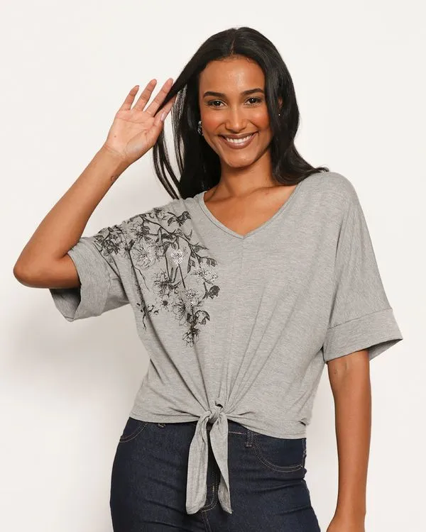 Blusa Feminina Manga Curta Estampa Frontal Com Nozinho Cinza M