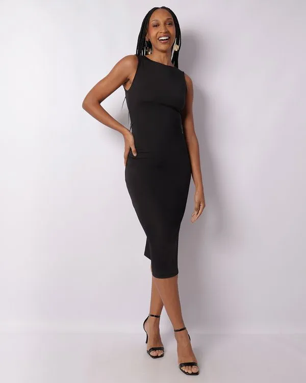 Vestido Feminino Midi Com Franzido Preto GG
