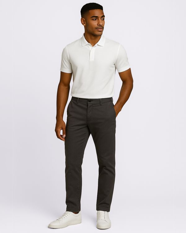 Calça Sarja Masculina Reta Alfaiataria com Bolsos Embutidos Cinza 42