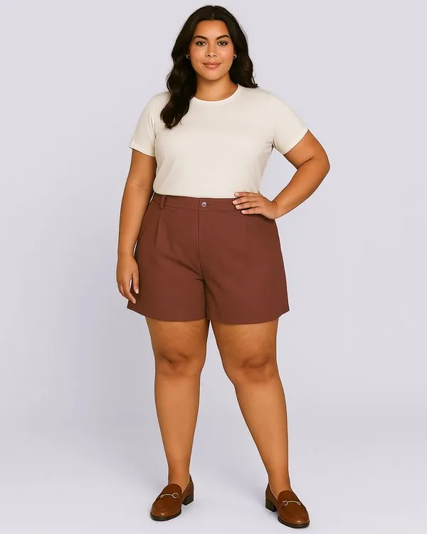 Short Plus Size Feminino Curto Viscose com Pregas Marrom G2