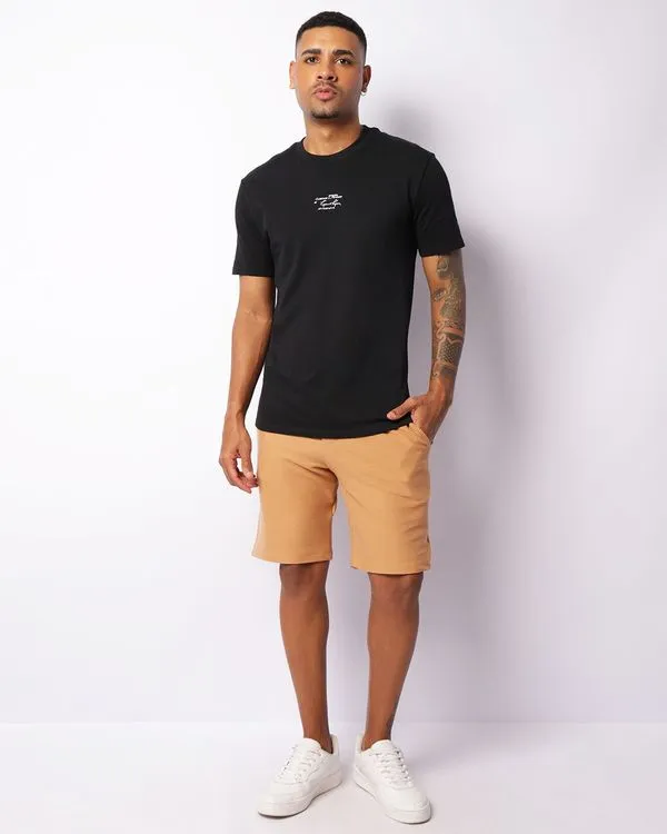 ​Bermuda Masculina Reta Texturizada Com Cordão Marrom M