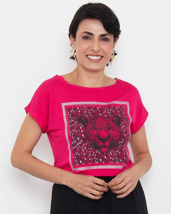 Blusa Feminina Manga Curta Estampa Onça Rosa Escuro P