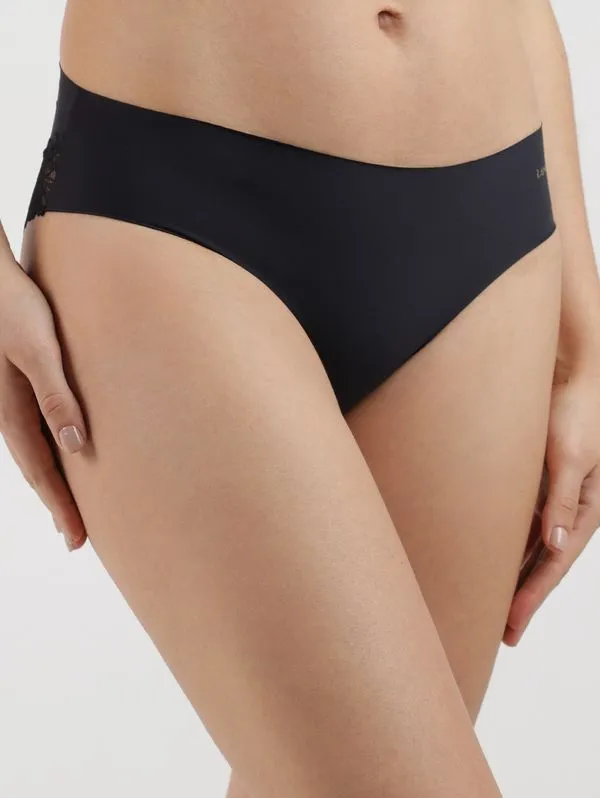 Calcinha Biquíni Laser Detalhe Em Renda Feminina PRETO GG