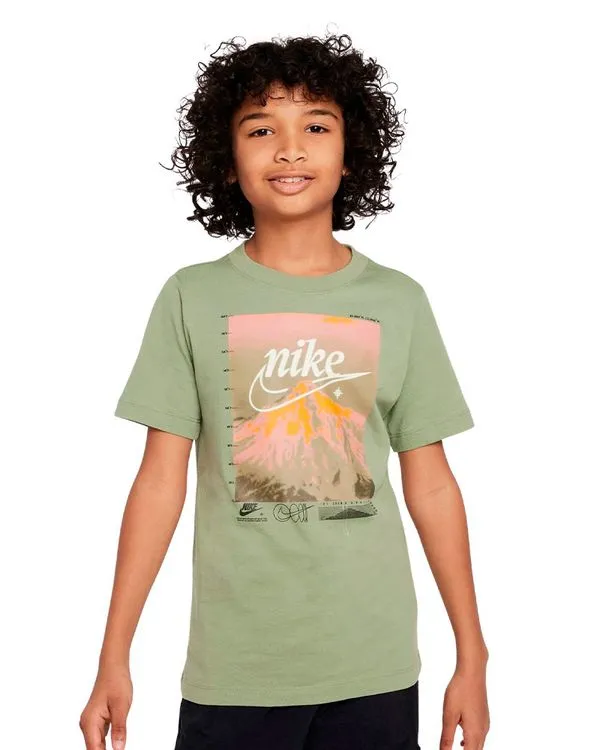 Camiseta Nike Infantil - M 10-12 anos