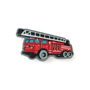 Jibbitz Crocs Caminhão de Bombeiro - ÚNICO