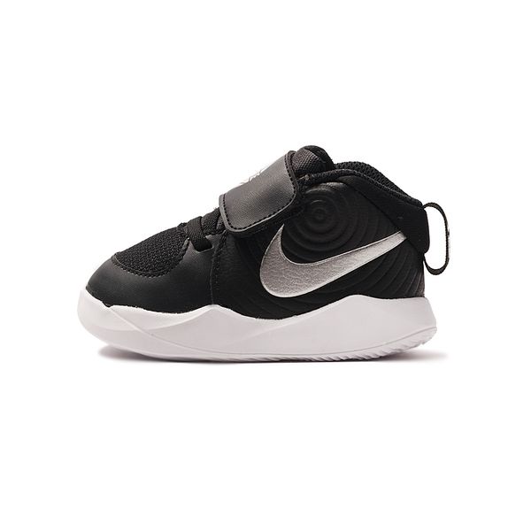 Tênis Nike Team Hustle D 9 TD Infantil - 20