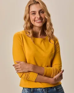 Blusa Básica Feminina Decote Redondo Manga Longa Em Algodão Amarelo - PP