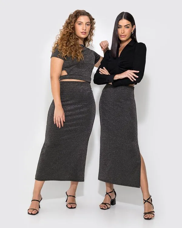 Saia Midi Feminina Evasê Fenda Lateral Em Malha Lurex - ENFIM Preto - PP