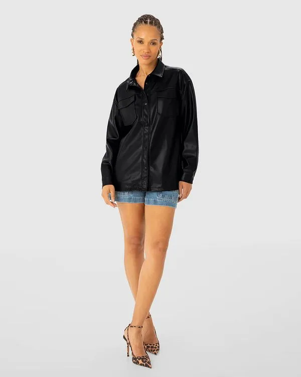 Camisa Feminina Manga Longa Bolso Com Lapela Em Corino - ENFIM Preto - G