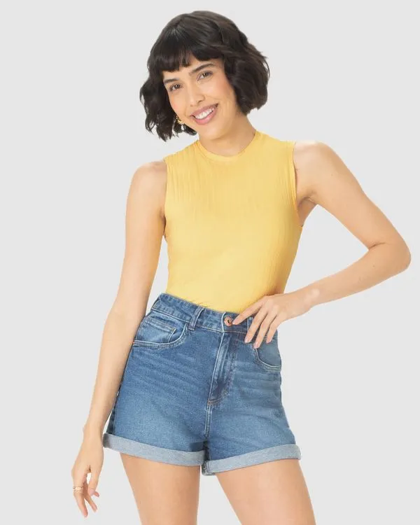 Regata Básica Feminina Justa Gola Alta Em Malha Viscose Canelada Amarelo - PP