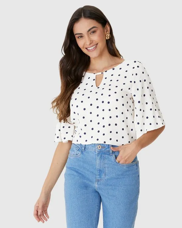 Blusa Bata Feminina Decote Detalhe Vazado Em Viscolinho Texturizado Off White - GG
