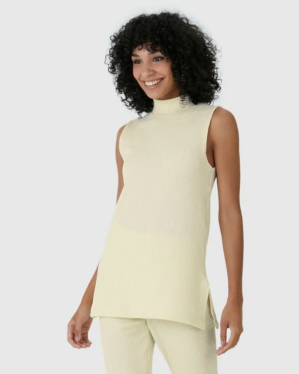 Regata Feminina Alongada Gola Alta Fenda Lateral Em Malha Texturizada Off White - G