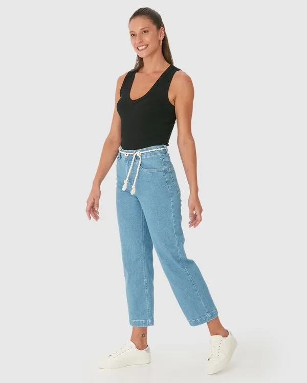 Calça Straight Cropped Feminina Com Cinto Corda Em Jeans Stretch Azul - 34