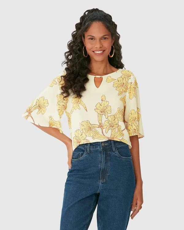 Blusa Bata Feminina Decote Detalhe Vazado Em Viscolinho Texturizado Off White - GG